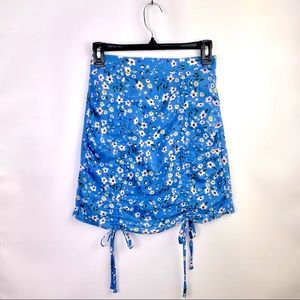 SHEIN Ruched Cinched Double Bow Tie Up Floral Leaf Print Mini Skirt